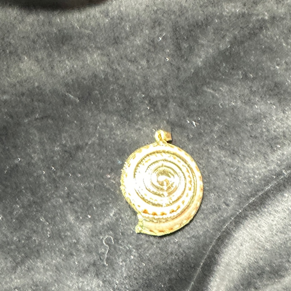 Elegant Gold Spiral Pendant